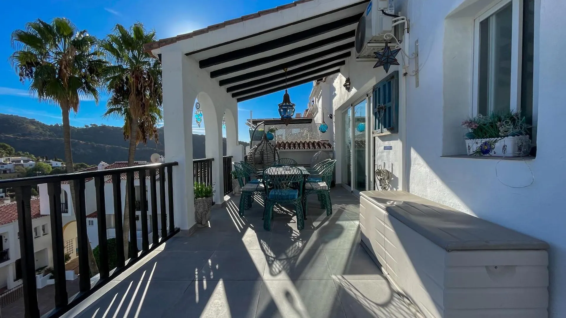 Kontakte von Las Lomas De Benahavis